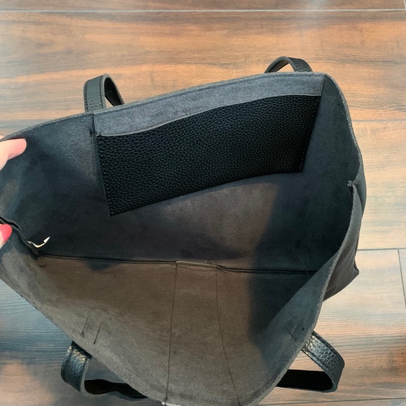 Vince Camuto Vegan Leather Black And Gray Tote Bag - Picture 6 of 6